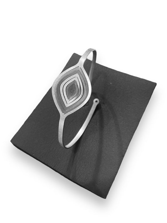 Βραχιόλι χειροπέδα Illusion Leaf