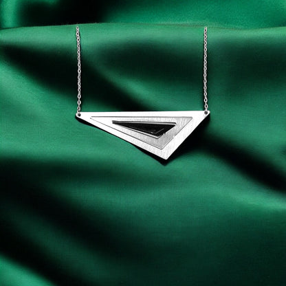 Κολιέ με αλυσίδα Illusion Triangle