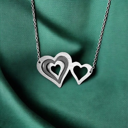 Κολιέ με αλυσίδα Illusion Linked Hearts