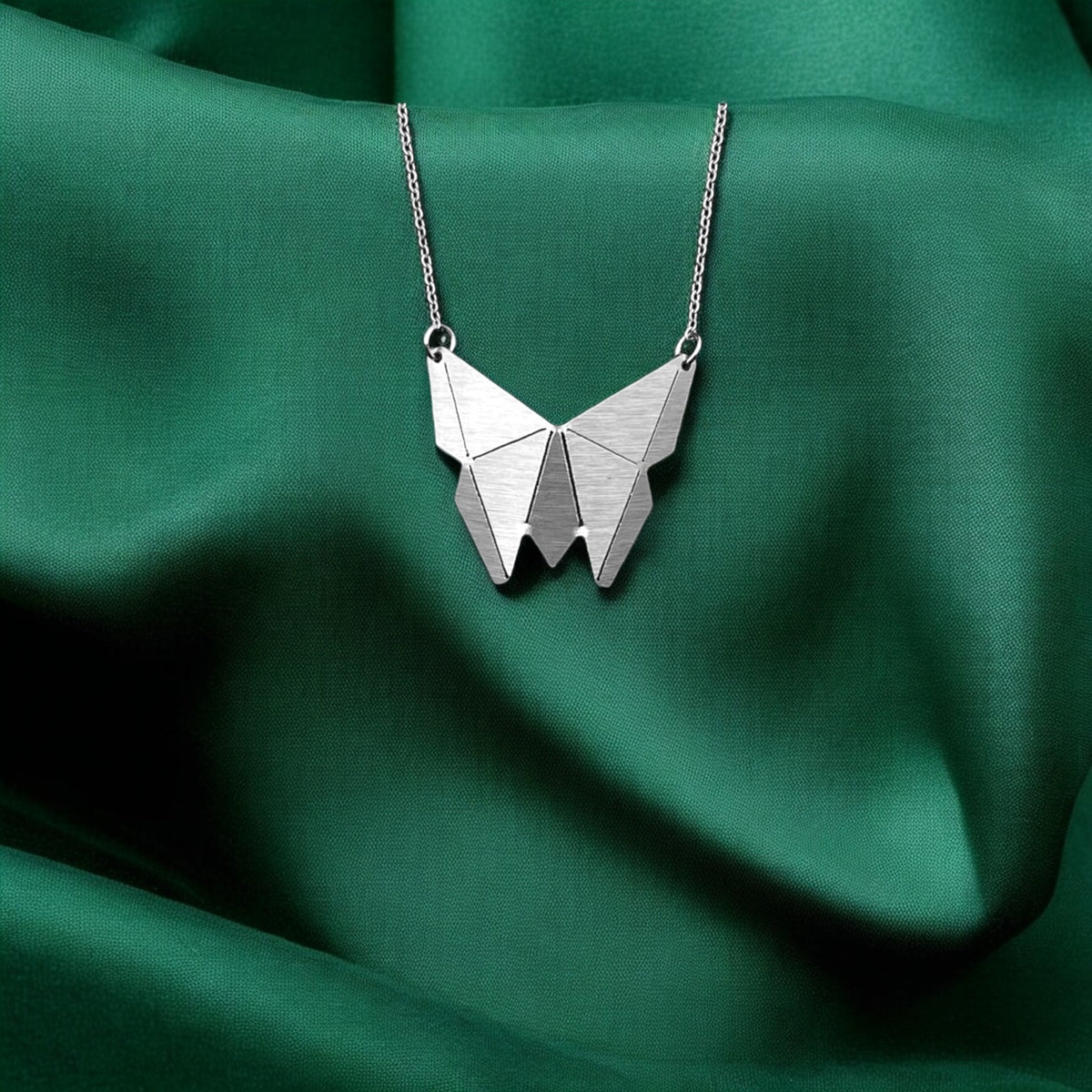 Κολιέ με αλυσίδα Origami Butterfly
