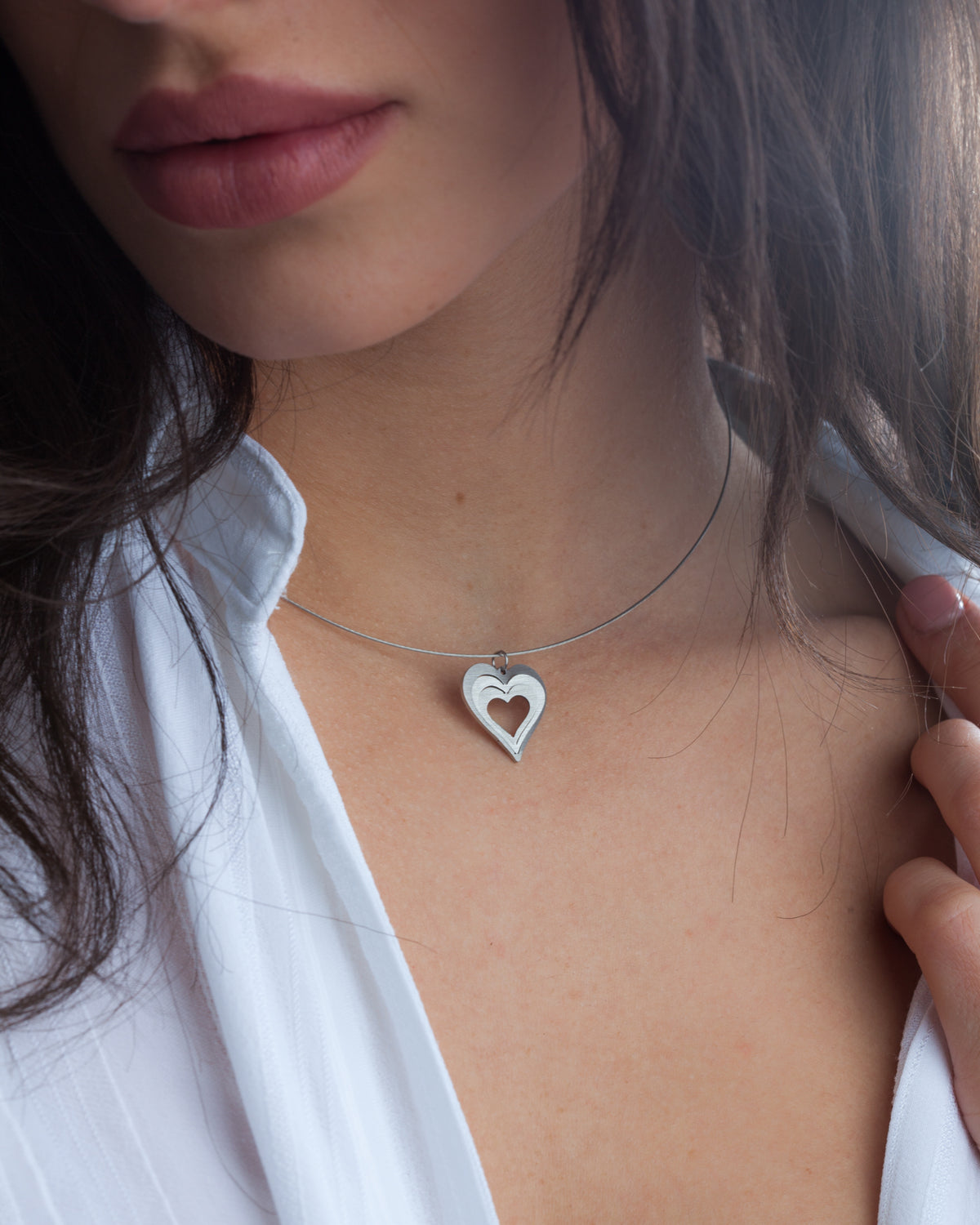 Κολιέ με ατσαλόσυρμα Illusion Love Heart