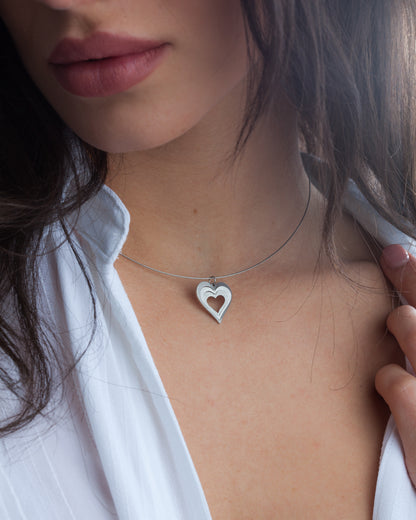 Κολιέ με ατσαλόσυρμα Illusion Love Heart