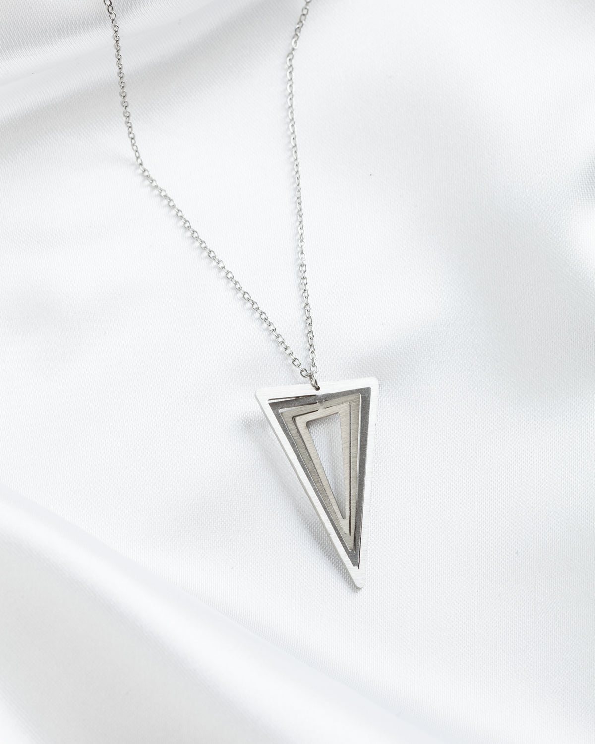 Κρεμαστό Illusion Triangle