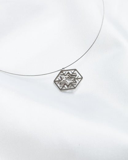 Κολιέ με ατσαλόσυρμα Illusion Snowflake mini