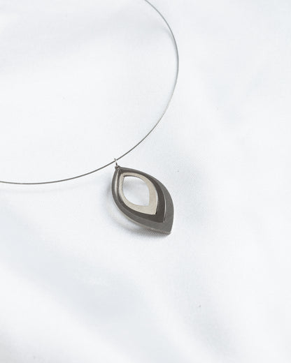 Elegant Leaf steel wire necklace