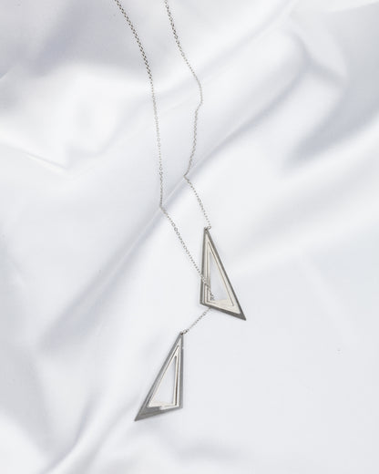 Κρεμαστό χωρίς κούμπωμα Illusion Assymetric Triangles