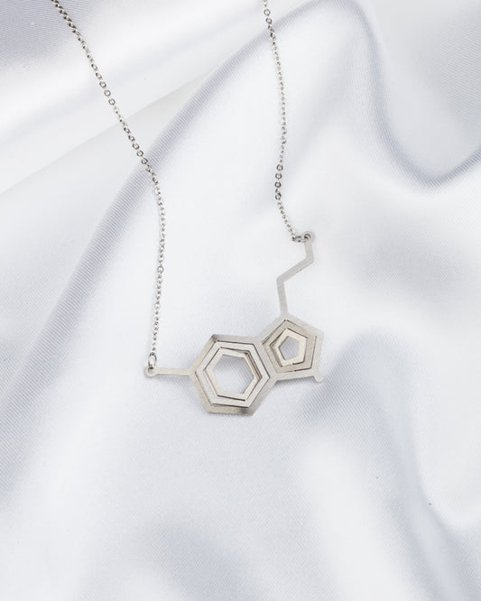 Κολιέ με αλυσίδα Illusion Serotonin Molecule