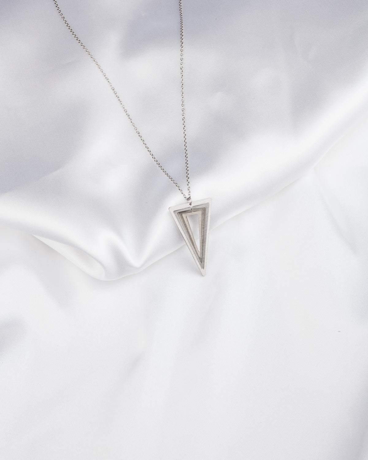 Κρεμαστό Illusion Triangle