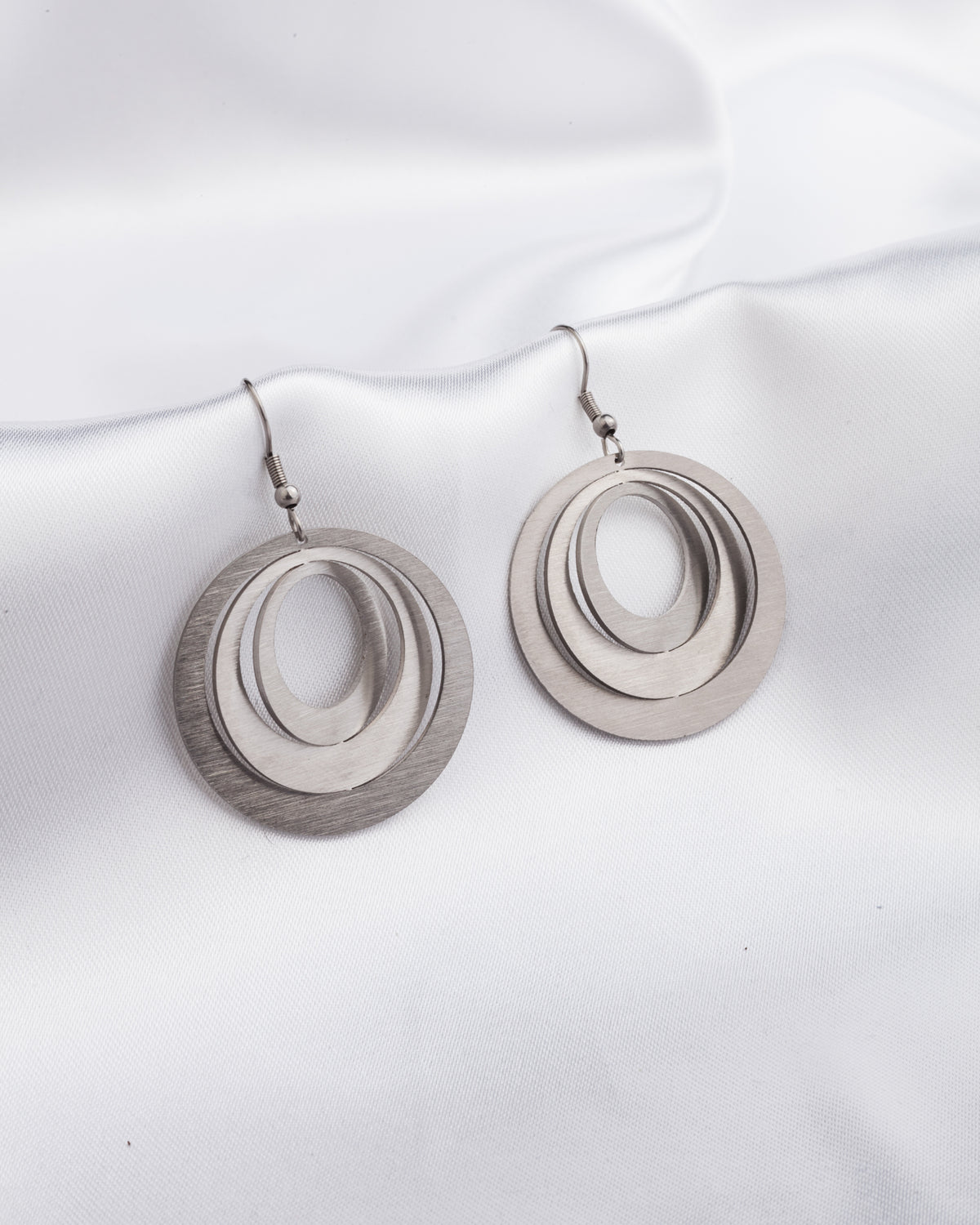 Elegant Circles Earrings