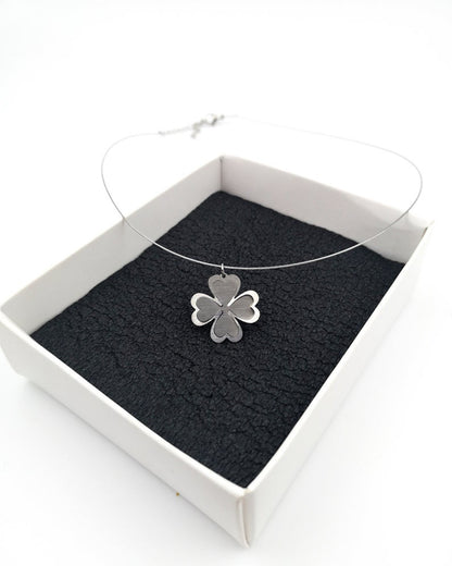 Κολιέ με ατσαλόσυρμα Elegant Lucky Clover