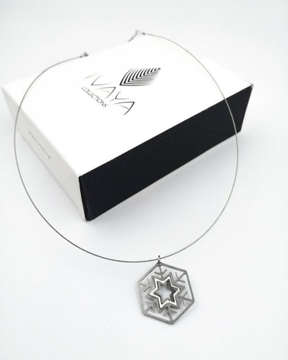 Κολιέ με ατσαλόσυρμα Illusion Snowflake mini