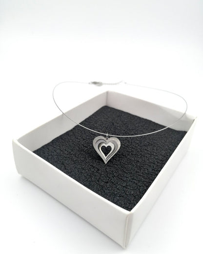 Κολιέ με ατσαλόσυρμα Illusion Love Heart