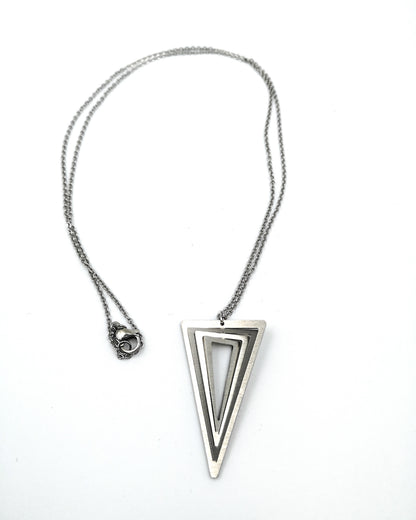 Κρεμαστό Illusion Triangle
