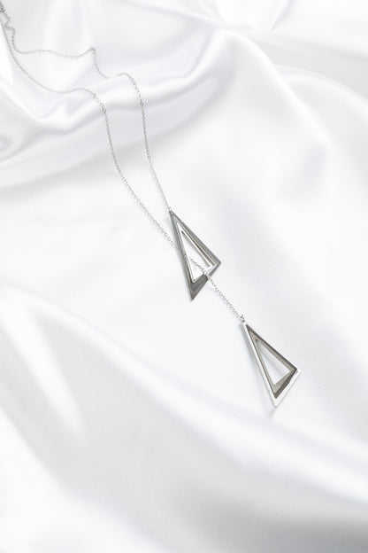 Κρεμαστό χωρίς κούμπωμα Illusion Assymetric Triangles